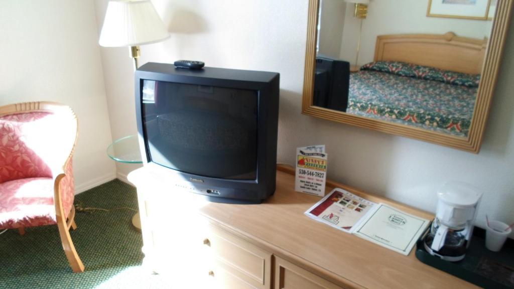 Green Lantern Motel Саус Лэйк Тахо Номер фото